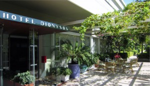 Gamla Entrén till Hotel Dionysos