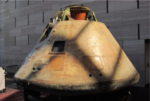 Apollo 11 Command Module Colombia, Niel Armstrong och Edwin "Buzz" Aldrin hade bortom ner på månen och åt sin mat snabbt "snabbmat"